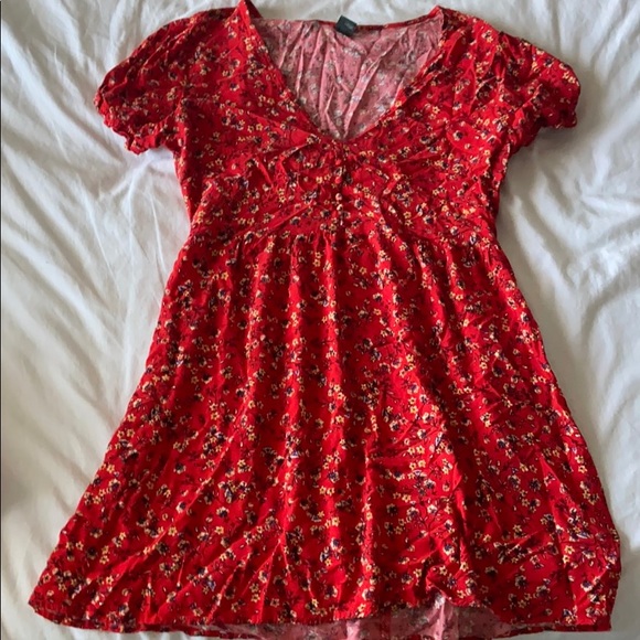Red floral dress - Picture 1 of 1